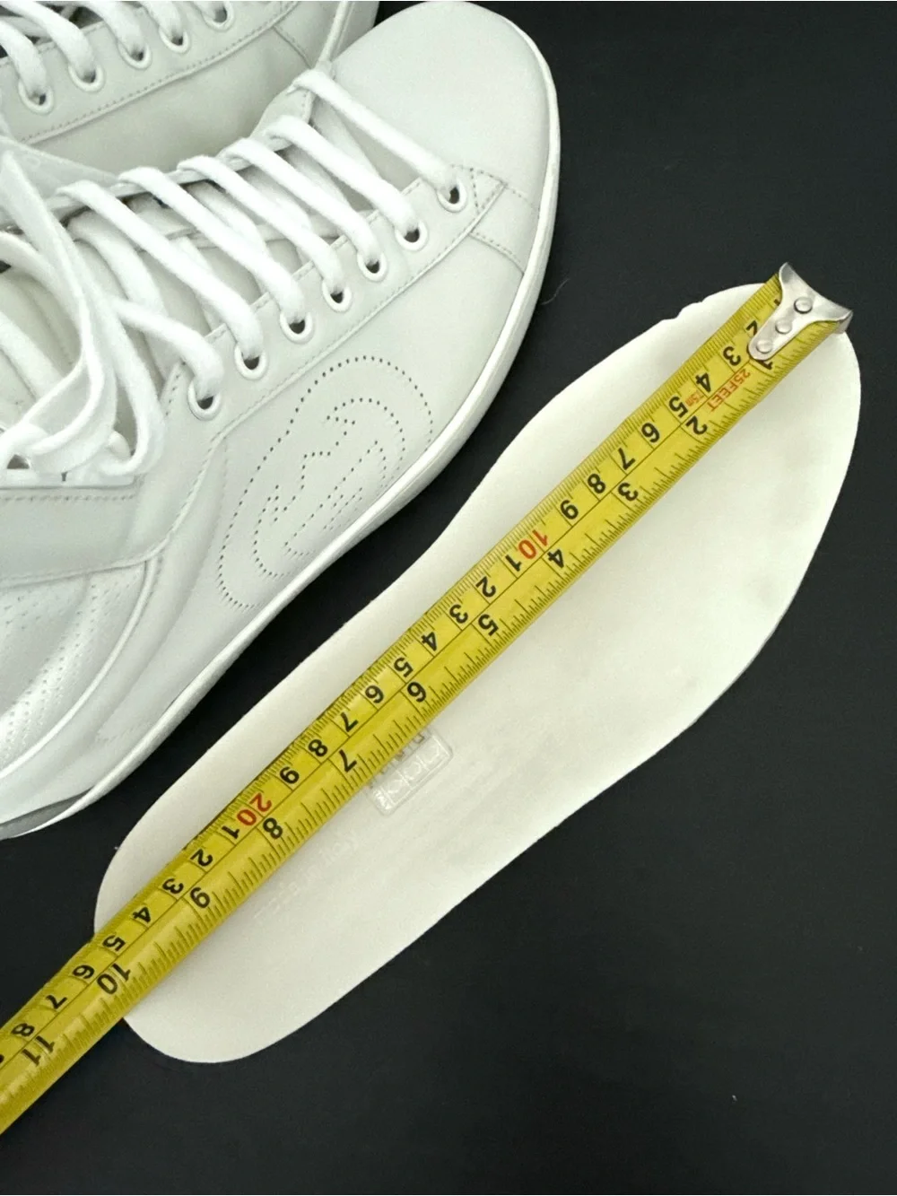 EUC Gucci Ace Interlocking G Logo White Leather High Top Sneakers